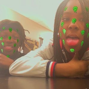 Meet your Posher, Marie